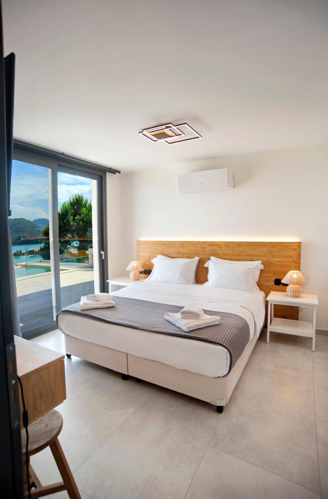 Smirties Villa Nydri (Lefkada)